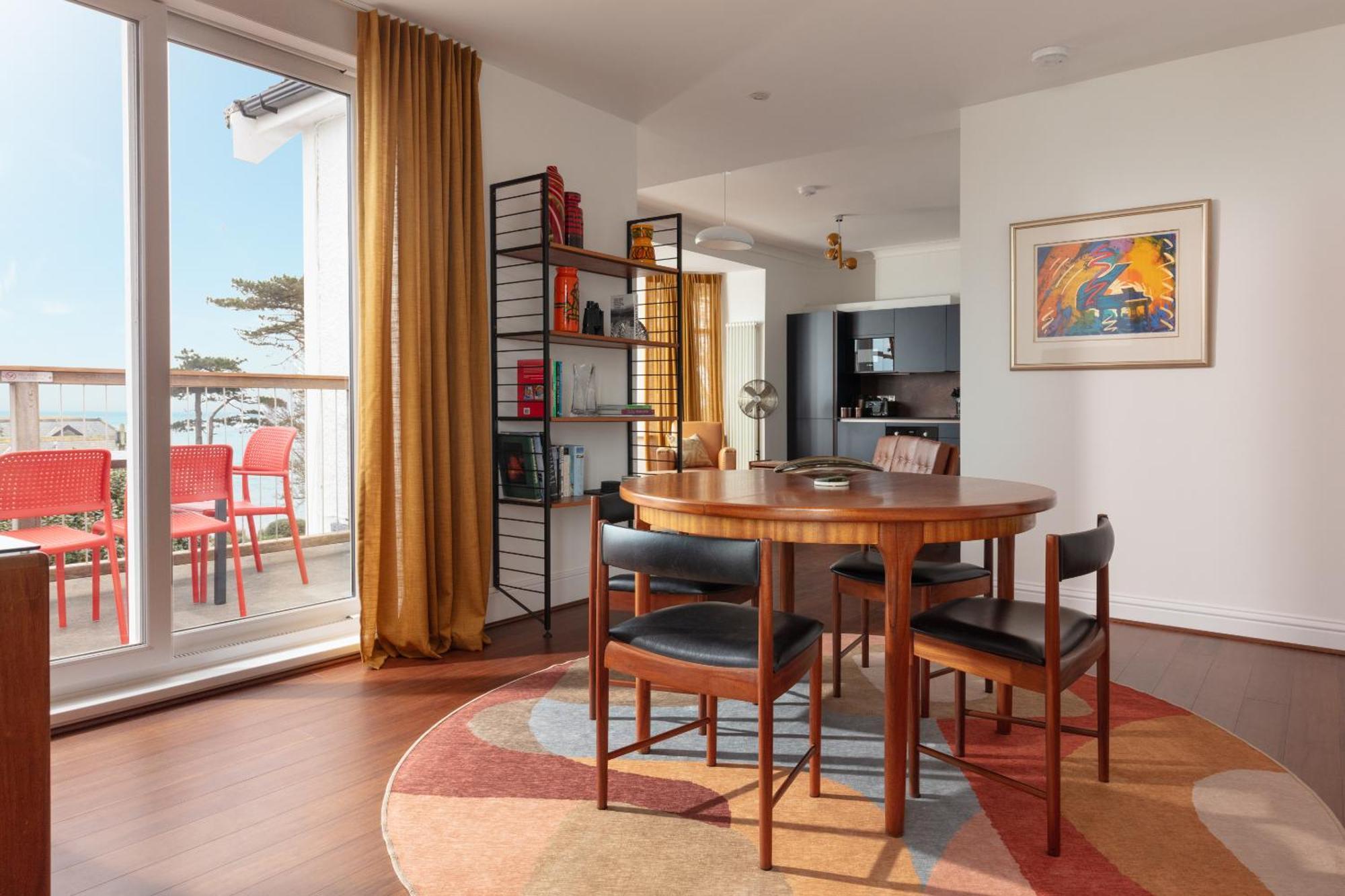 Chelsea House Holiday Apartments Фалмът Стая снимка