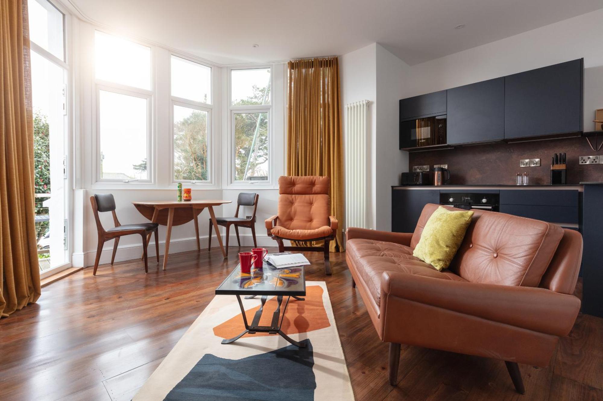 Chelsea House Holiday Apartments Фалмът Стая снимка